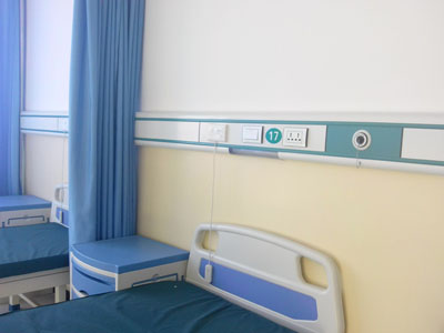 医院病房床头的医疗设备带上安装的各个接口分别都有哪些？